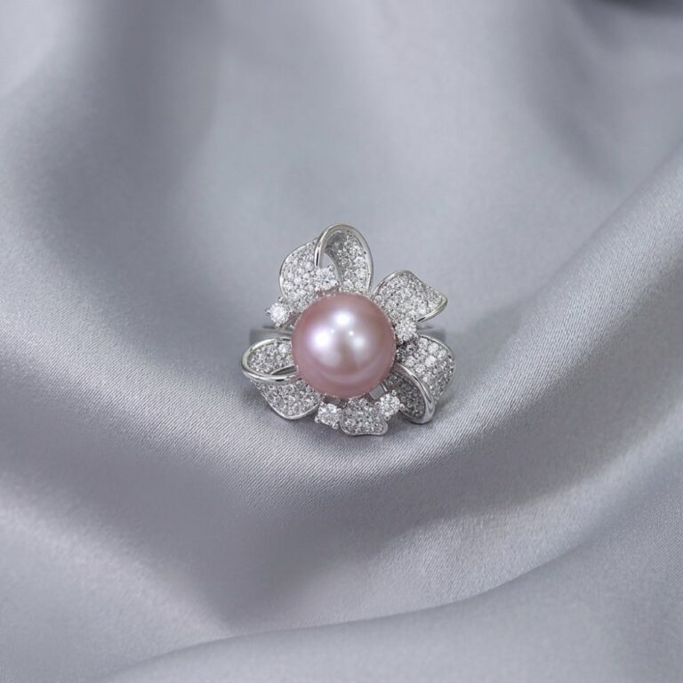 Rings 925 Sterling Silver Floral Ring with Freshwater Pearl