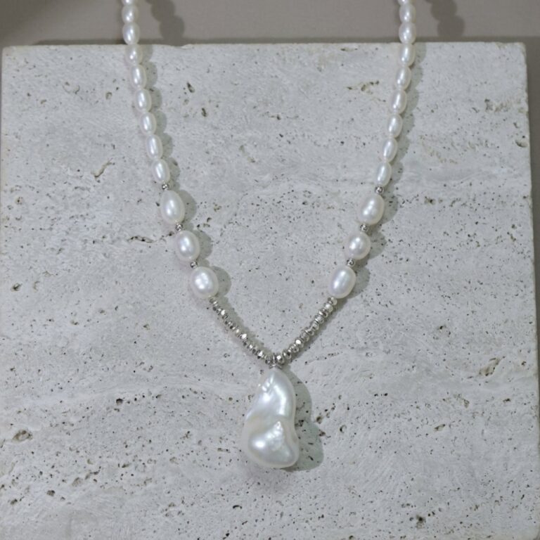 Necklaces Large Irregular Baroque Pearl Necklace