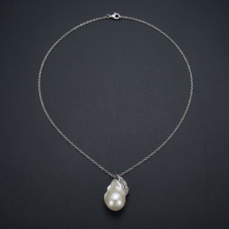 Necklaces Irregular Baroque Necklace for Unisex