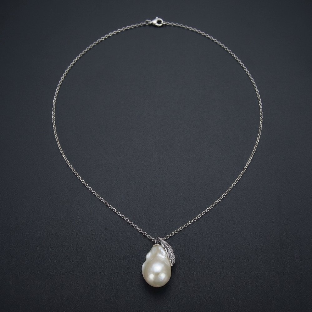 Necklaces Irregular Baroque Necklace for Unisex